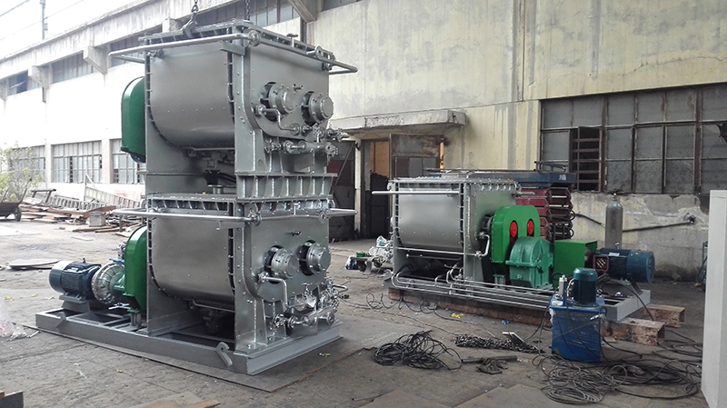 底出料捏合機3.jpg 底出料捏合機3.jpg